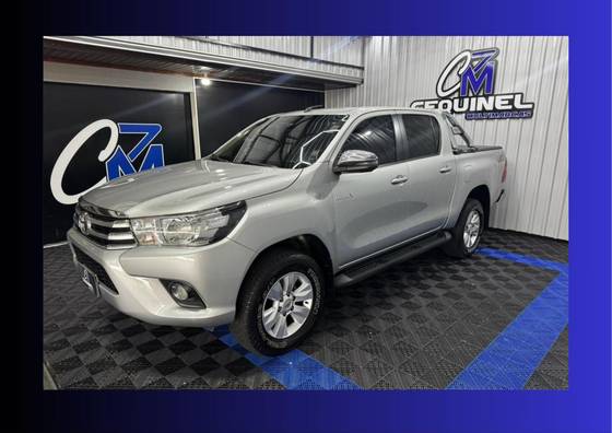 TOYOTA HILUX 2.8 SRV 4X4 CD 16V DIESEL 4P AUTOMÁTICO